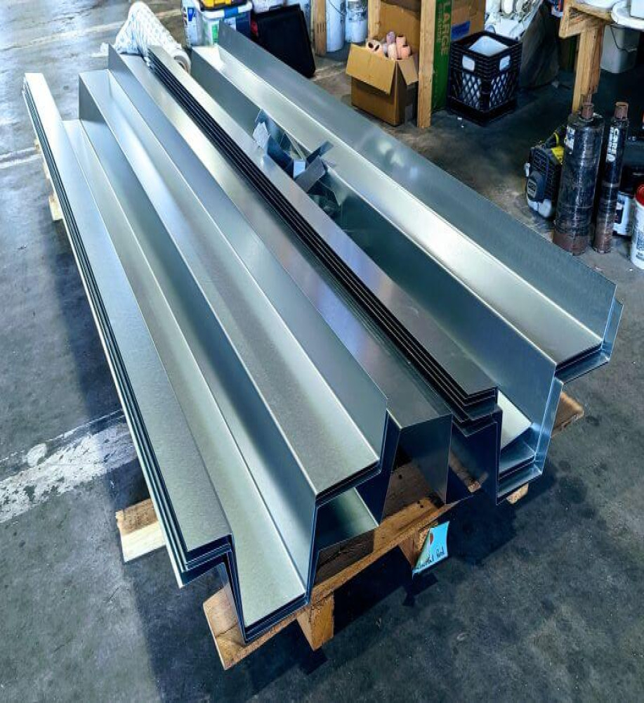 Galvanized Steel Roof Valley Gutter. (Thickness- 0.47mm)